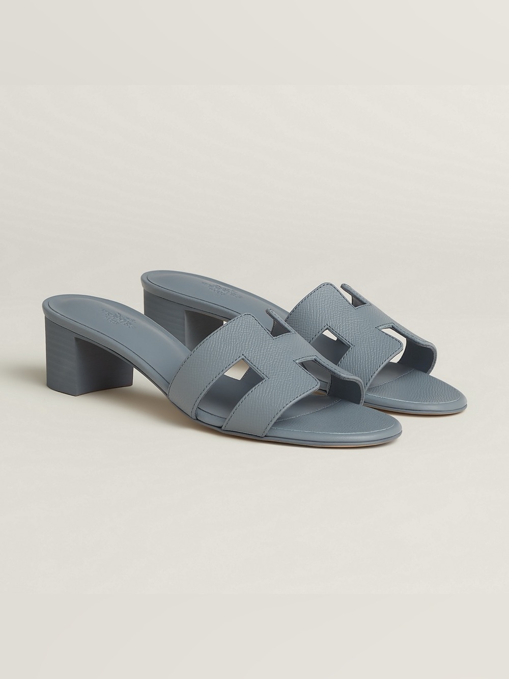 Pending NWT Hermes Oasis Sandals